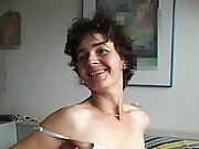 Dutch mum of 4 shows her breeding tools and her nude body for you