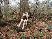 Mature woman loves to show off body in the woods